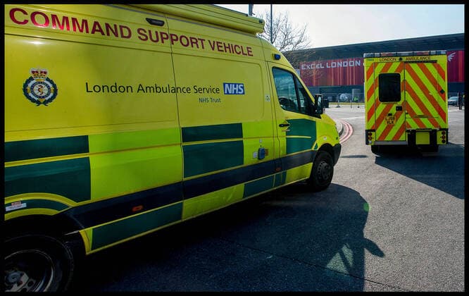 . 27 03 2020. London, United Kingdom. ExCel NHS Nightingale. Preparations at the ExCel centre in London s Docklands for conversion into 4000 bed temporary NHS Nightingale Hospital.  xMartynxWheatleyx xi-Imagesx IIM-20962-0004
