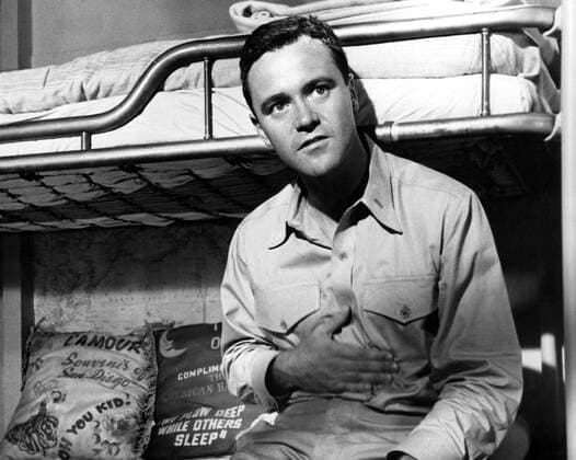 OSCARS. Bester Nebendarsteller. PreistrÃ¤ger 1951-1960 MISTER ROBERTS, Jack Lemmon, 1955, in bunk Courtesy Everett Collection !ACHTUNG AUFNAHMEDATUM GESCHÃ„TZT! PUBLICATIONXNOTxINxCANxCHNxFRAxITAxJPNxNORxPOLxRUSxESPxUKxUSA Copyright: xCourtesyxEverettxCollectionx MBDMIRO EC005