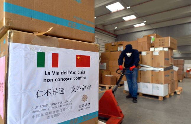 Milan, Fiera di Rho Pero, warehouse of the region given in use for the collection of aid from all over the world, in particular from America and China and Italy (Maurizio Maule Fotogramma, Milan - 2020-03-27) p.s. la foto e utilizzabile nel rispetto del contesto in cui e stata scattata, e senza intento diffamatorio del decoro delle persone rappresentate  Copyright: xMaurizioxMaulex xFOTOGRAMMAx