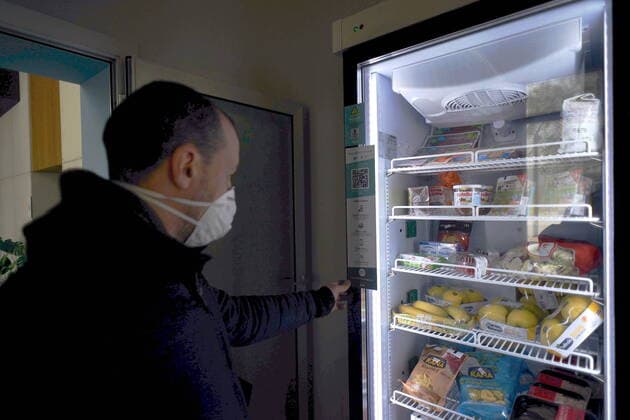 Milan, coronavirus emergency - Cascina Merlata Social Village, Market Condominium, refrigerators stocked with food available to condominiums (Maurizio Maule Fotogramma, Milan - 2020-03-27) p.s. la foto e utilizzabile nel rispetto del contesto in cui e stata scattata, e senza intento diffamatorio del decoro delle persone rappresentate  Copyright: xMaurizioxMaulex xFOTOGRAMMAx