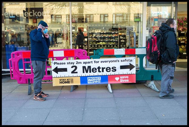 . 27 03 2020. London, United Kingdom. Social Distancing. Customers keeping two metres apart in a queue at a branch of SainsburyÕs.  xMartynxWheatleyx xi-Imagesx IIM-20963-0004