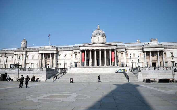 The streets of downtown London are near empty after Prime Minister Boris Johnson imposed a national lockdown from the rapidly spreading Coronavirus Pandemic, in London on Friday, March 27, 2020. Prime Minister Boris Johnson announced today that he is self-isolating after testing positive for the coronavirus.  LON2020032727 HUGOxPHILPOTT