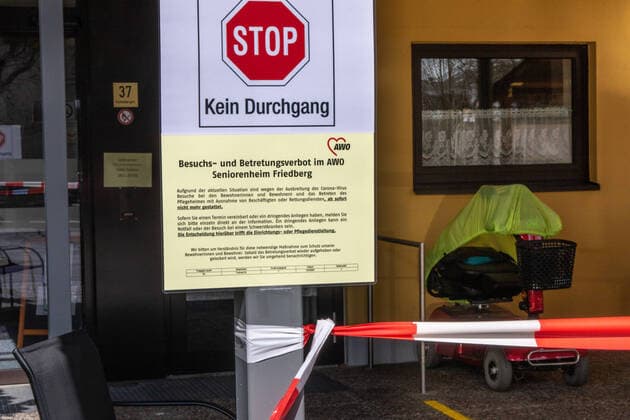 Barrier tape in front of old peoples home, no visiting rights to old peoples home Impressions from the time of the curfew in the corona virus pandemic in Bavaria Impressions Outside in the curfew Corona virus