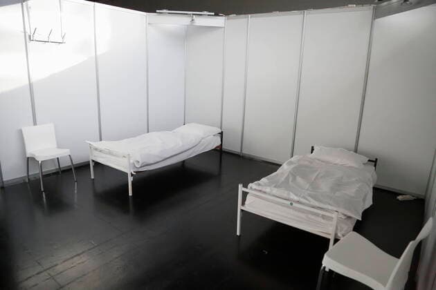 Coronavirus Sars CoV 2 COVID 19 Crisis Large hospital at Messe Wien Vienna Vienna, 27 03 2020 Care facility with 880 beds on about 15 000 square meters in Hall A Corona Corona Virus CoV 2 Covid 19 Sars Virus Virus Virus infection Austria Vienna Pandemic Crisis Hospital beds, bunks Vienna Austria AVN101002385039