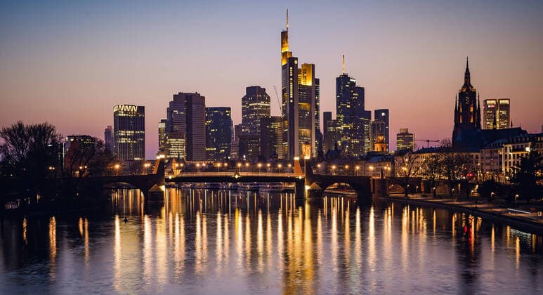 Germany Frankfurt 27 03 2020 in Times of Corona Impressions from Frankfurt Frankfurt Frankfurt skyline led by the Commerzbank Tower at sunset Economy Impressions from Frankfurt am Main
