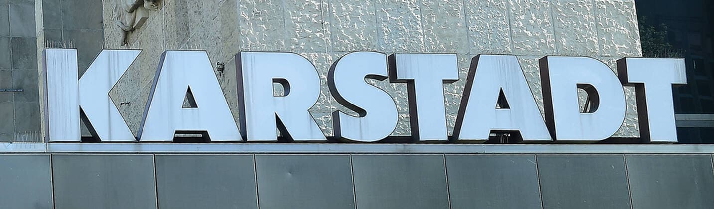 Galeria Karstadt Kaufhof applies for state aid The Corona crisis threatens to tear the barely half-won ground from under the feet of Galeria Karstadt Kaufhof Now, according to LZ Informationen, the department store group has applied for state aid Galeri xRx