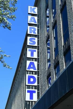 Galeria Karstadt Kaufhof applies for state aid The Corona crisis threatens to tear the barely half-won ground from under the feet of Galeria Karstadt Kaufhof Now, according to LZ Informationen, the department store group has applied for state aid Galeri xRx