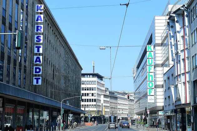 Galeria Karstadt Kaufhof applies for state aid The Corona crisis threatens to tear the barely half-won ground from under the feet of Galeria Karstadt Kaufhof Now, according to LZ Informationen, the department store group has applied for state aid Galeri xRx