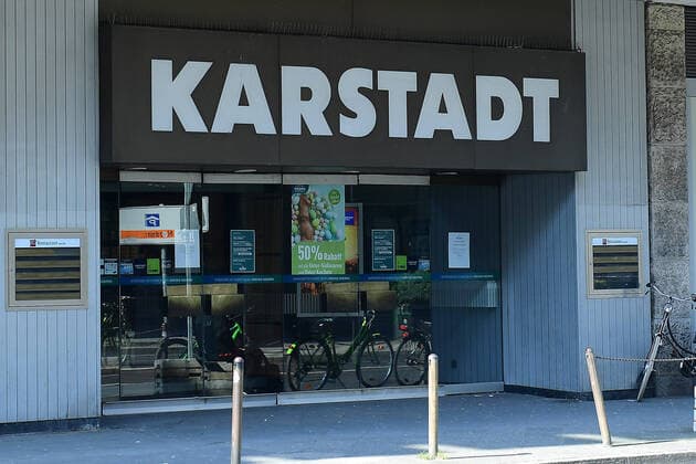 Galeria Karstadt Kaufhof applies for state aid The Corona crisis threatens to tear the barely half-won ground from under the feet of Galeria Karstadt Kaufhof Now, according to LZ Informationen, the department store group has applied for state aid Galeri xRx