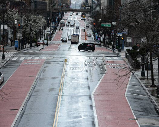 March 28, 2020, New York Manhattan, USA: A empty street in NYC 42ST. NYC The COVID-19 death toll in the city was 450 Total 26,697. . 03 28 20. New York Brooklyn Dumbo. . New York Manhattan. USA - ZUMAs252 20200328_znp_s252_021 Copyright: xMarcusxSantosx