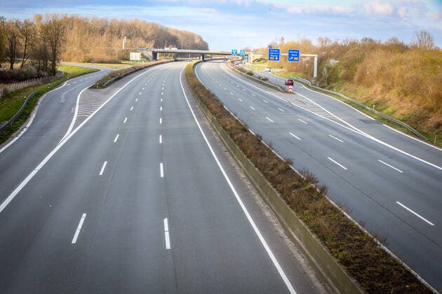 DEU, Germany, North Rhine-Westphalia, Münster, 28 03 2020 Empty motorway, on federal motorway 1, BAB 1, Autobahn 1, A1, there are only a few vehicles on the road in the area of the Münster Nord junction