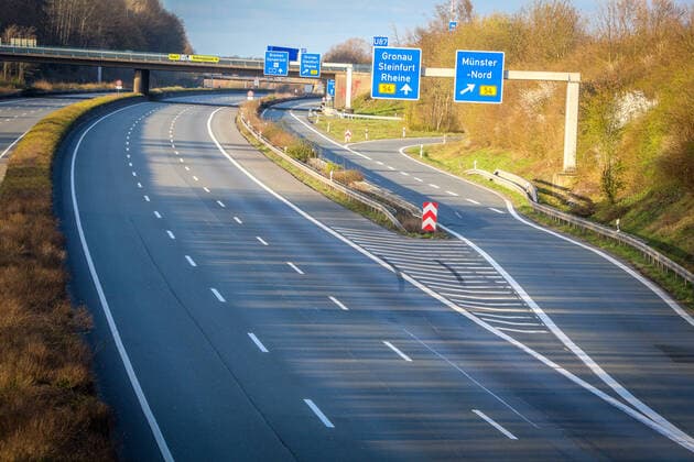 DEU, Germany, North Rhine-Westphalia, Münster, 28 03 2020 Empty motorway, on the federal motorway 1, BAB 1, Autobahn 1, A1, there are only a few vehicles on the road in the area of the Münster North junction