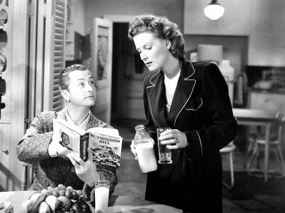 SITTING PRETTY, from left: Robert Young, Maureen O Hara, Clifton Webb (in photograph), 1948, TM & Copyright 20th Century Fox Film Corp. courtesy Everett Collection 20thCentFox Courtesy Everett Collection !ACHTUNG AUFNAHMEDATUM GESCHÃ„TZT! PUBLICATIONXNOTxINxCANxCHNxFRAxITAxJPNxNORxPOLxRUSxESPxUKxUSA Copyright: x20thCentFox CourtesyxEverettxCollectionx MBDSIPR FE028