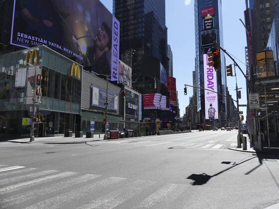 March 28, 2020, International, New York,USA: (NEW) Covid-19 Movement in New York.March 28,2020,New York,USA:Movement of people at Times Square, aerial view of the streets of New York and with something new, passengers are prohibited from getting close to the driver of the buses from now on.They put a yellow chain to separate drivers from passengers in the buses,after the death of two MTA officials to covid-19. MTA os responsible for New York buses and subways...Credit: Thenews2 International - ZUMAn293 20200328_znp_n293_055 Copyright: xJuliaxMineevax