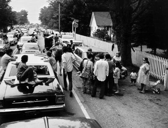 WOODSTOCK, traffic jam en route to Woodstock Festival, 1970 Courtesy Everett Collection !ACHTUNG AUFNAHMEDATUM GESCHÃ„TZT! PUBLICATIONXNOTxINxCANxCHNxFRAxITAxJPNxNORxPOLxRUSxESPxUKxUSA Copyright: xCourtesyxEverettxCollectionx MBDWOOD EC017