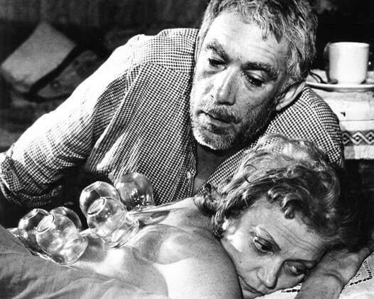 OSCARS: Beste Nebendarstellerin, PreistrÃ¤gerinnen 1961-1970 ZORBA THE GREEK, Anthony Quinn (rear), Lila Kedrova, 1964, TM & Copyright 20th Century Fox Film Corp. courtesy Everett Collection 20thCentFox Courtesy Everett Collection !ACHTUNG AUFNAHMEDATUM GESCHÃ„TZT! PUBLICATIONXNOTxINxCANxCHNxFRAxITAxJPNxNORxPOLxRUSxESPxUKxUSA Copyright: x20thCentFox CourtesyxEverettxCollectionx MBDZOTH FE027
