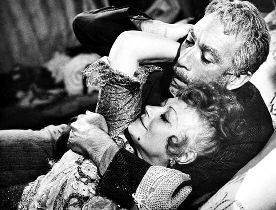 OSCARS: Beste Nebendarstellerin, PreistrÃ¤gerinnen 1961-1970 ZORBA THE GREEK, from top, Anthony Quinn, Lila Kedrova, 1964, TM and Copyright 20th Century Fox Film Corp. All rights reserved courtesy Everett Collection Please credit 20thCentFox Courtesy Everett Collection !ACHTUNG AUFNAHMEDATUM GESCHÃ„TZT! PUBLICATIONXNOTxINxCANxCHNxFRAxITAxJPNxNORxPOLxRUSxESPxUKxUSA Copyright: x20thCentFox CourtesyxEverettxCollectionx MBDZOTH FE039