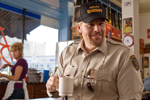BEER FOR MY HORSES, Toby Keith (right), 2008. Roadside Attractions courtesy Everett Collection Roadside Attractions Courtesy Everett Collection !ACHTUNG AUFNAHMEDATUM GESCHÃ„TZT! PUBLICATIONXNOTxINxCANxCHNxFRAxITAxJPNxNORxPOLxRUSxESPxUKxUSA Copyright: xRoadsidexAttractions CourtesyxEverettxCollectionx MCDBEFO EC025