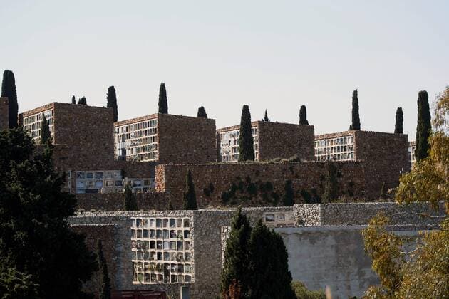 View of Montjuic s cementery in Barcelona, Spain on 29 March 2020. Spain faces the 15th consecutive day of national lockdown in an effort to slow down the spread of the pandemic COVID-19 disease caused by the SARS-CoV-2 coronavirus. Coronavirus in Spain !ACHTUNG: NUR REDAKTIONELLE NUTZUNG!  Copyright: xAlejandroxGarciax GRAF3031 20200329-637210853915203323