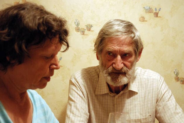 CLOUD 9, (aka WOLKE NEUN, aka WOLKE 9, aka CLOUD NINE), from left: Ursula Werner, Horst Rehberg, 2008. Senator Film courtesy Everett Collection Senator Film courtesy Everett Collection !ACHTUNG AUFNAHMEDATUM GESCHÃ„TZT! PUBLICATIONXNOTxINxCANxCHNxFRAxITAxJPNxNORxPOLxRUSxESPxUKxUSA Copyright: xCourtesyxEverettxCollectionx MCDCLNI EC006