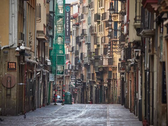 March 29, 2020, Pamplona, NAVARRA, SPAIN: Empty streets of Pamplona at the end of the second week after the Government declared the state of alarm in Spain and recommended people to stay at home to fight coronavirus COVID-19 on March 29, 2020 in Valdemoro, Madrid, Spain Pamplona SPAIN - ZUMAa181 20200329_zaa_a181_005 Copyright: xEduardoxSanzx