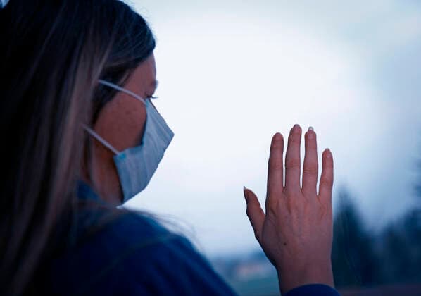 29 02 2020, Modelreleased Contact ban and curfew in Bavaria, People have to stay at home most of the time because of the corona pandemic Depression can be the consequence 29 02 2020, Curfew, curfew 29 02 2020, Curfew, curfew