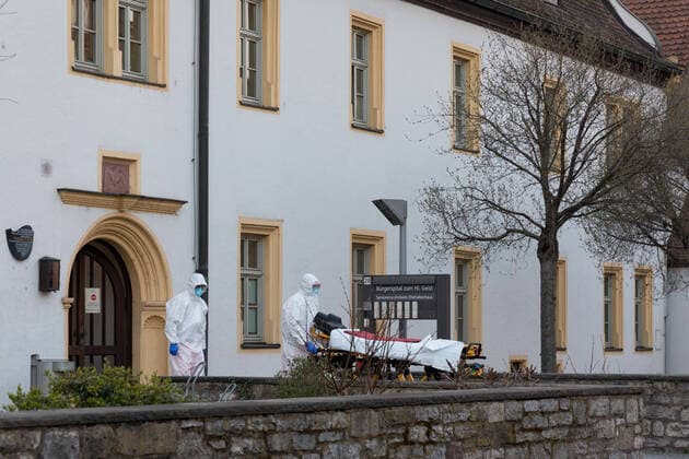 In the St Nikolaus senior citizens home in Würzburg, twelve residents have died of the corona virus in the past few days To prevent the further spread of the disease, the residents who currently tested positive will be separated from the remaining residents in a so-called cohort isolation on Saturday 28 03 20 The action will be carried out with a large contingent of aid and rescue workers Copyright: HMBxMediax xPattyxVarasano
