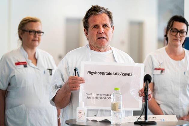 Head of COVita Jan Bonde President of the Council Sophie Haestorp Andersen S and head of COVita Jan Bonde, at the Capital Regions press conference in the Nordfloejen at Rigshospitalet on the new COVID 19 department of the hospital, Monday 30 March 2020, Copenhagen Denmark,  Copyright: RitzauxScanpix IdaxGuldbaekxArentsenx spdk20200330-153001-L