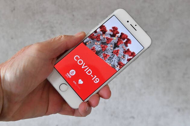 Topic picture Corona App Fight against the pandemic The Corona App must come as quickly as possible In the fight against Corona, the area-wide evaluation of mobile phone data was brought into play in order to identify chains of infection