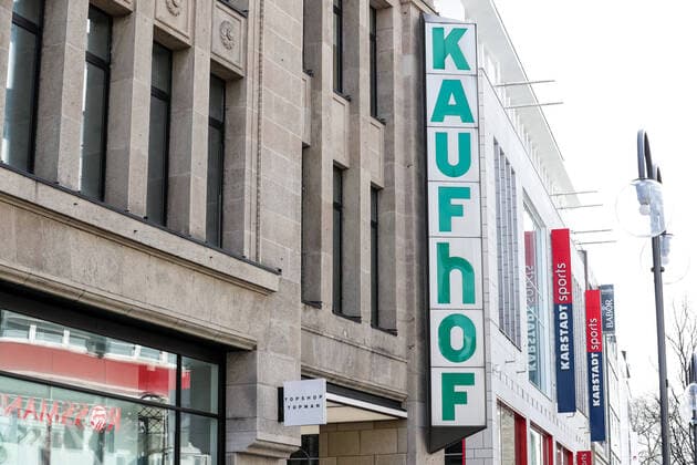 Cologne during the Corona Pandemic, city centre 30 03 2020 The signage of Galerie Kaufhof and Karstadt Sport in Cologne Cologne Cologne city centre NRW Germany Copyright: xBEAUTIFULxSPORTS Wunderlx