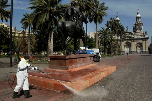 Santiago, March 30, 2020 Sanitation work in Plaza de Armas due to coronavirus emergency Sebastian Cisternas Aton Chile, Santiago Chile Aton 408583  Copyright: SEBASTIANxCISTERNAS ATONxCHILE.