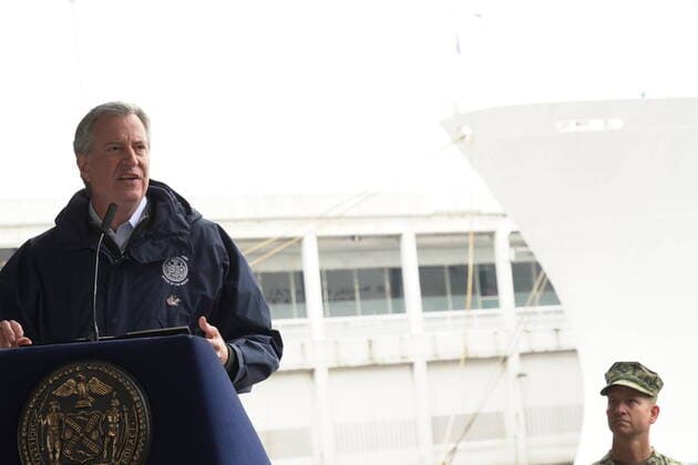 March 30, 2020, New York, New York, USA: Mayor BILL DE BLASIO holds press conference as the USNS Comfort Hospital Ship arrives in NYC,.Pier 90, NYC.March 30, 2020.Photos by , Photos Inc. New York USA - ZUMAms4_ 20200330_zaf_ms4_008 Copyright: xSoniaxMoskowitzx