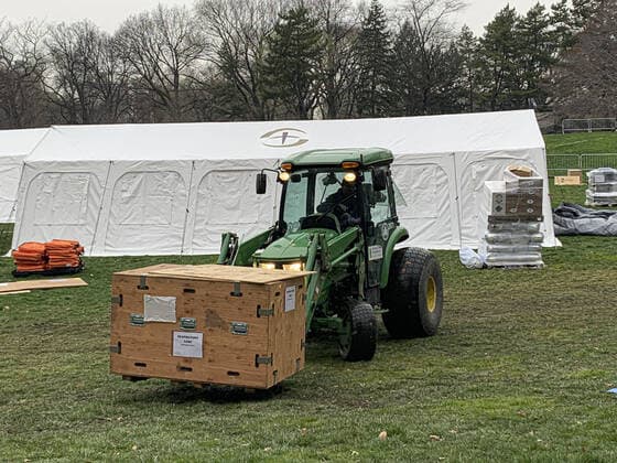 March 30, 2020, International, New York,USA: (NEW) Covid-19: SamaritanoÂ¢Ã¢öÂ¬Ã¢Â¢s Purse 68-bed field hospital relief to New York . March 30,2020,New York,USA: The SamaritanoÂ¢Ã¢öÂ¬Ã¢Â¢s Purse International relief is setting up a 68-bed field hospital with a special respiratory care unit in Central Park right in front of Mount Sinai hospital on 5th Avenue between 98 and 100 street . The President of the SamaritanoÂ¢Ã¢öÂ¬Ã¢Â¢s Purse is Franklin Graham, the son of famous American preacher Billy Graham. They also helped set up a make shift hospital,identical unit in Cremona, Italy a week ago. Credit: Thenews2 International - ZUMAn293 20200330_znp_n293_100 Copyright: xNiyixFotex
