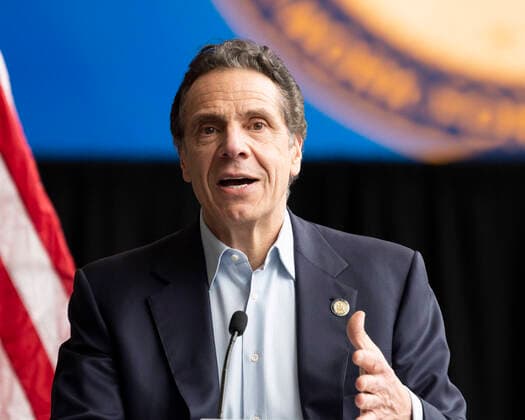 News Bilder des Tages March 30, 2020, New York, NY, U.S: March 30, 2020 - New York, NY, United States: New York Governor ANDREW CUOMO (D) speaking at a press conference at the Jacob K. Javits Convention Center. New York U.S. - ZUMAb161 20200330_zap_b161_032 Copyright: xMichaelxBrochsteinx