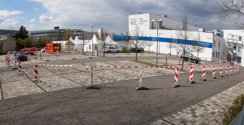 Wuerzburg, VCC, 31 03 2020, Corona test tracks as Drive In in operation Picture The new Corona Drive In test track is in operation Copyright: HMBxMediax xHeikoxBecker