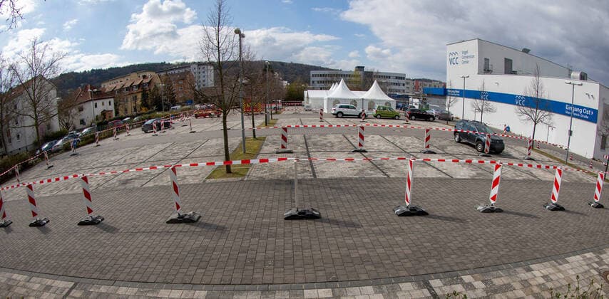 Wuerzburg, VCC, 31 03 2020, Corona test tracks as Drive In in operation Picture The new Corona Drive In test track is in operation Copyright: HMBxMediax xHeikoxBecker