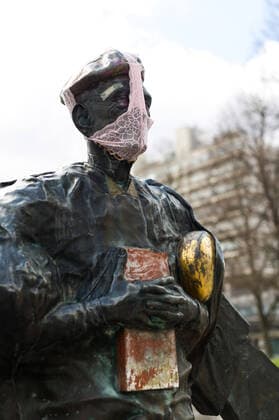 COVID 19, Uni Campus Vaihingen Corona Crisis also changes studying at the universities and colleges In the picture Multimissionary by Jürgen Goertz, 1979, University Centre Vaihingen Concrete casting On the face probably a mock-up of a protective mask On the Capmus Copyright: xMaxxKovalenkox