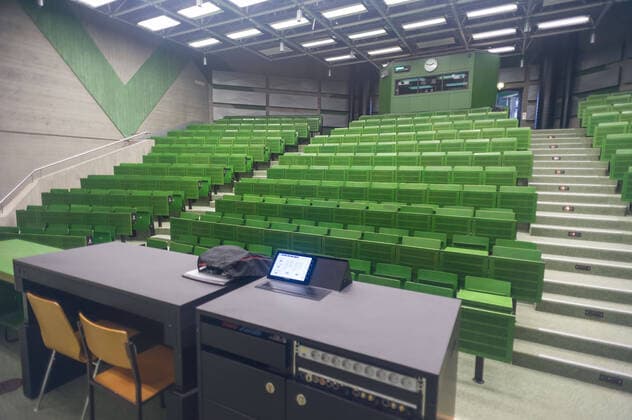 COVID 19, Uni Campus Vaihingen Corona Crisis also changes studying at the universities and colleges In the picture Empty buildings and lecture halls On the Capmus of the University of Stuttgart in Vaihingen is deserted There is, however, a technical possibility for professors to hold their lectures in front of a camera and for students to receive their learning content Copyright: xMaxxKovalenkox