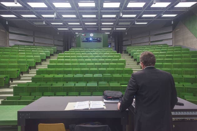 COVID 19, Uni Campus Vaihingen Corona Crisis also changes studying at the universities and colleges In the picture On the Capmus of the University of Stuttgart in Vaihingen is deserted But there is a technical possibility for professors to hold their lectures in front of the camera and for students to receive their learning content via the Internet, to communicate with each other Stuttgart Baden Wuerttember Copyright: xMaxxKovalenkox
