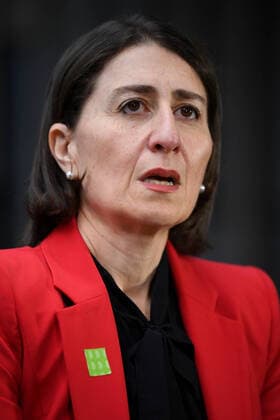 GLADYS BEREJIKLIAN CORONAVIRUS PRESSER, NSW Premier Gladys Berejiklian speaks to the media during a press conference outside the RFS Headquarters in Sydney, Wednesday, April 1, 2020. ( NO ARCHIVING, EDITORIAL USE ONLY, NO USE IN BOOKS WITHOUT CONSENT SYDNEY NSW AUSTRALIA  Copyright: xJOELxCARRETTx 20200401001461125444