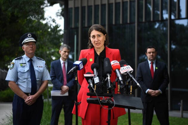 GLADYS BEREJIKLIAN CORONAVIRUS PRESSER, NSW Premier Gladys Berejiklian speaks to the media during a press conference outside the RFS Headquarters in Sydney, Wednesday, April 1, 2020. ( NO ARCHIVING, EDITORIAL USE ONLY, NO USE IN BOOKS WITHOUT CONSENT SYDNEY NSW AUSTRALIA  Copyright: xJOELxCARRETTx 20200401001461125503