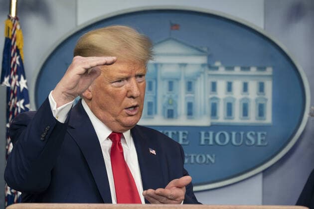 News Bilder des Tages United States President Donald J. Trump participates in a news briefing by members of the Coronavirus Task Force at the White House in Washington, DC on Tuesday, March 31, 2020.  WAX20200331209 CHRISxKLEPONIS