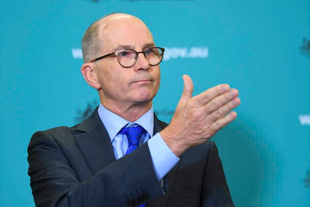 PAUL KELLY CORONAVIRUS UPDATE, Deputy Chief Medical Officer Professor Paul Kelly speaks to the media during a press conference at the Australian Department of Health in Canberra, Wednesday, April 1, 2020. ( NO ARCHIVING, EDITORIAL USE ONLY, NO USE IN BOOKS WITHOUT CONSENT CANBERRA ACT AUSTRALIA  Copyright: xLUKASxCOCHx 20200401001461163178