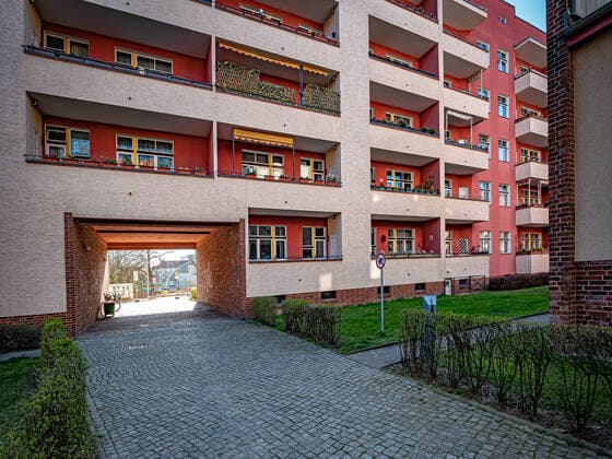Berlin Pankow OT Prenzlauer Berg Residential City Carl Legien on Erich Weinert Straße, UNESCO World Heritage Site, Modernist Housing Estates, owned by DEUTSCHE WOHNEN Berlin