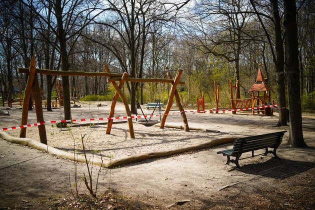 01 04 2020,Berlin,Germany,GER,the city in times of the Corona Pandemic Playground at the Luiseninsel in the Großer Tiergarten All playgrounds in the city are closed until further notice