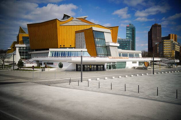 01 04 2020,Berlin,Germany,GER,the city in times of the Corona Pandemic Berlin Philharmonic Hall at Herbert von Karajan Straße 1 in Berlins Tiergarten district Until further notice all events are cancelled due to the Corona Pandemic