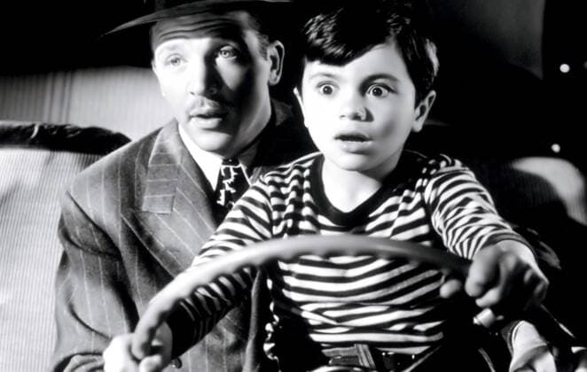 MOKEY, from left: Dan Dailey, Robert Blake, 1942 Courtesy Everett Collection !ACHTUNG AUFNAHMEDATUM GESCHÃ„TZT! PUBLICATIONXNOTxINxCANxCHNxFRAxITAxJPNxNORxPOLxRUSxESPxUKxUSA Copyright: xCourtesyxEverettxCollectionx MCDMOKE EC001
