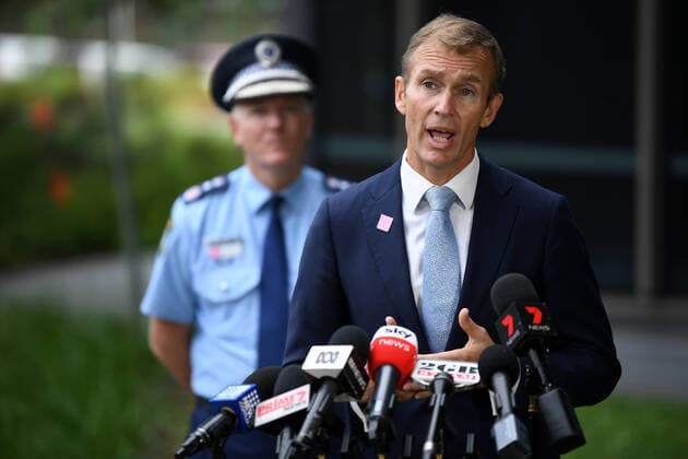 GLADYS BEREJIKLIAN CORONAVIRUS PRESSER, NSW Minister for Planning and Public Spaces Rob Stokes speaks to the media during a press conference outside the RFS Headquarters in Sydney, Thursday, April 2, 2020. ( NO ARCHIVING, EDITORIAL USE ONLY, NO USE IN BOOKS WITHOUT CONSENT SYDNEY NSW AUSTRALIA  Copyright: xJOELxCARRETTx 20200402001461320758