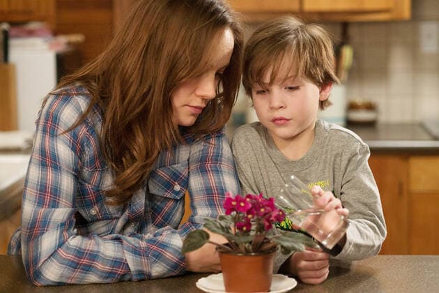 ROOM, from left: Brie Larson, Jacob Tremblay, 2015. ph: George Kraychyk A24 courtesy Everett Collection Courtesy Everett Collection !ACHTUNG AUFNAHMEDATUM GESCHÃ„TZT! PUBLICATIONXNOTxINxCANxCHNxFRAxITAxJPNxNORxPOLxRUSxESPxUKxUSA Copyright: xCourtesyxEverettxCollectionx MCDROOM EC033