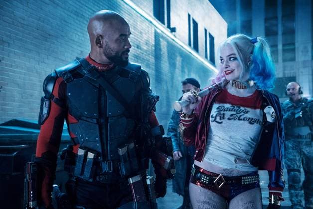SUICIDE SQUAD, from left: Will Smith, Margot Robbie, 2016. ph: Clay Enos Warner Bros. Courtesy Everett Collection Warner Bros Courtesy Everett Collection !ACHTUNG AUFNAHMEDATUM GESCHÃ„TZT! PUBLICATIONXNOTxINxCANxCHNxFRAxITAxJPNxNORxPOLxRUSxESPxUKxUSA Copyright: xWarnerxBros CourtesyxEverettxCollectionx MCDSUSQ EC012